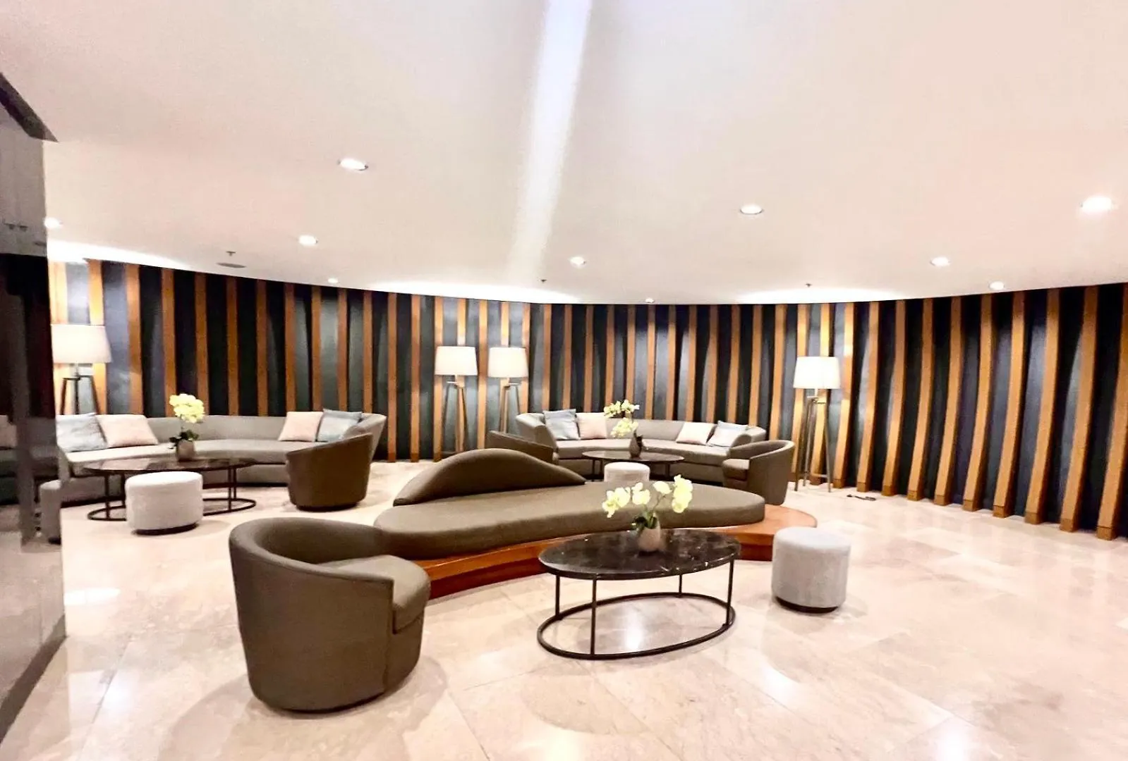 Lägenhet Moa - Aseana Pasay Condo Manila